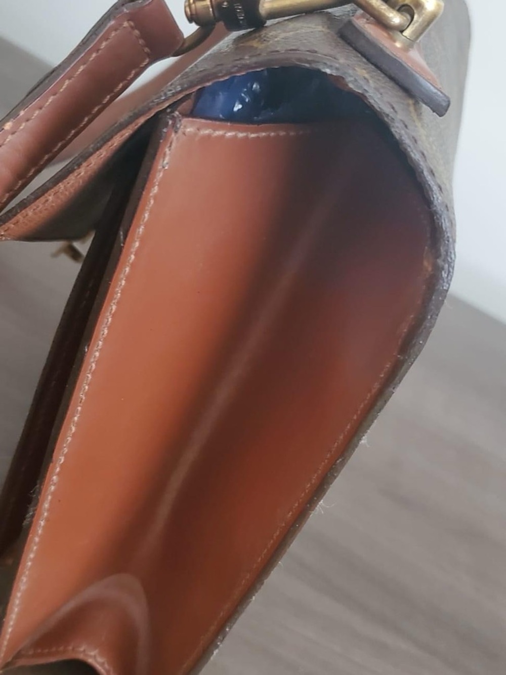 Louis Vuitton Monceau 28 Satchel with Brass color hardware. Great project bag - Picture 13 of 16